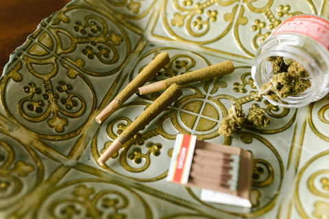 Was ist 10-OH-HHC? Alles über Wirkung, Anwendung & Legalität